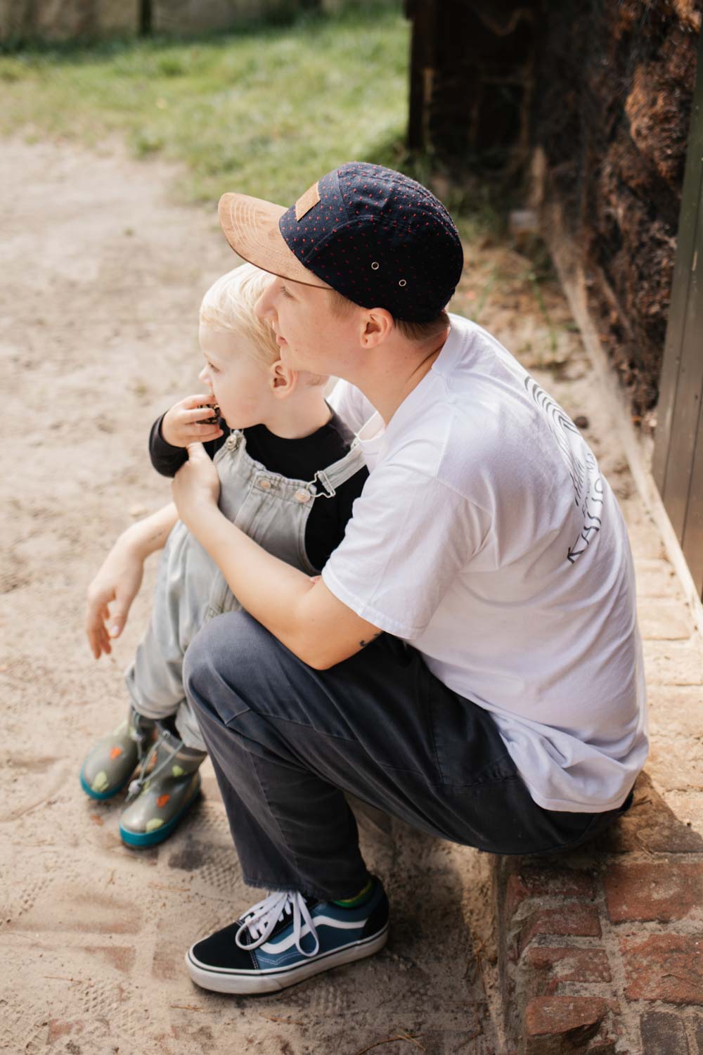 Hochzeitsfotografin Giulia und ihr Sohn im Rombergpark Dortmund